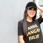 Syahrini Masih Bungkam Soal Pernikahan