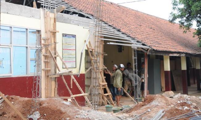 usut pembongkaran kelas