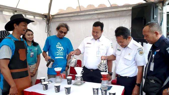 KAI Kembali Gelar Festival Ngopi Bareng Festival Kopi KAI