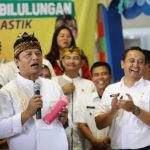 Bupati Kampanyekan Gerakan Sabilulungan Pengurangan Kantong Plastik