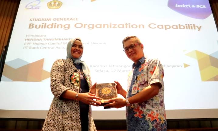 Persiapan Memasuki Dunia Kerja, BCA Berikan Kuliah Umum 300 Mahasiswa Unpad