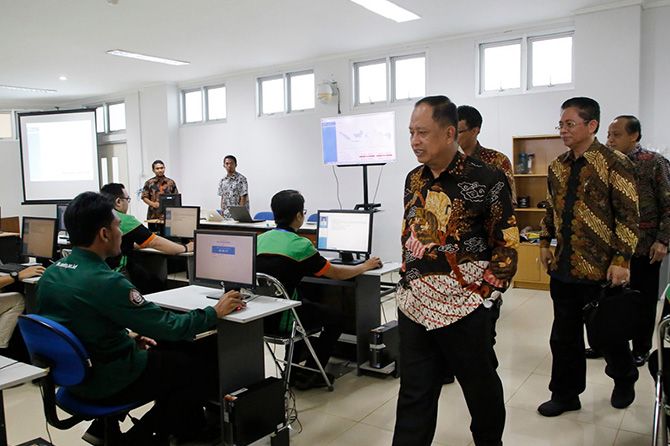 Menristekdikti Minta LTMPT Segera Install Aplikasi UTBK