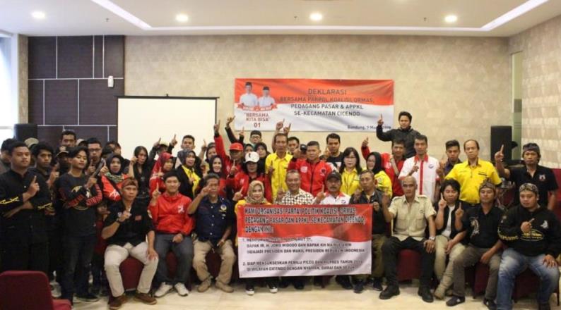 PKL dan Pedagang Pasar Dukung Capres 01