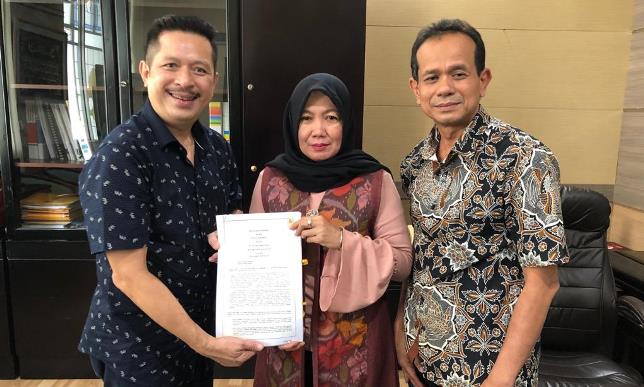 Berikan Berobat Gratis untuk Karyawan PLN