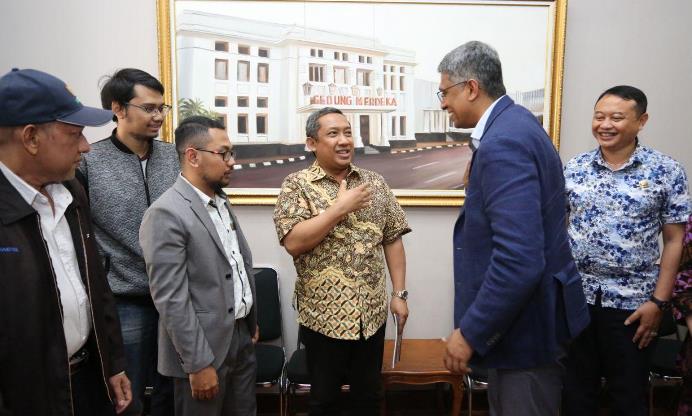 Pemkot dapat Tawaran Kereta Dalam Kota