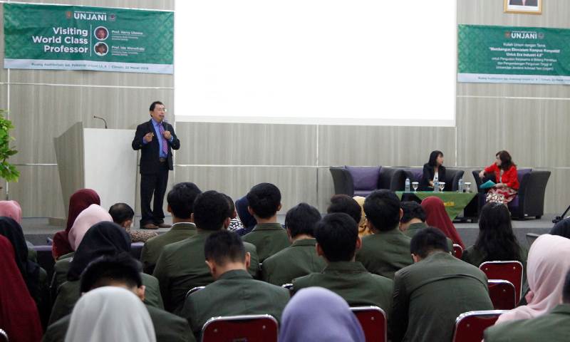 Perlu Adaptasi untuk Hadapi Era Industri 4.0 Perlu Adaptasi untuk Hadapi Era Industri 4.0