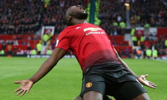 Dua Gol Lukaku Bawa Setan Merah Naik ke Posisi Empat