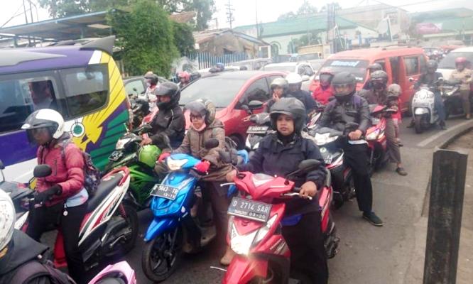 Segera Terapkan Jalur Satu Arah Segera Terapkan Jalur Satu Arah
