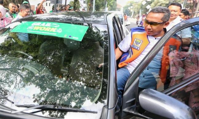 Pemkot Gandeng Transportasi Online untuk Solusi Macet