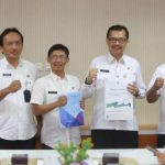 Komitmen Pejabat Melalui Pakta Integritas