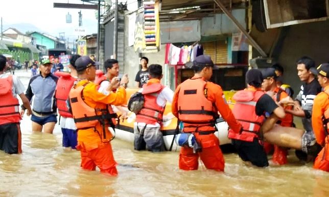korban tewas banjir kab bandung