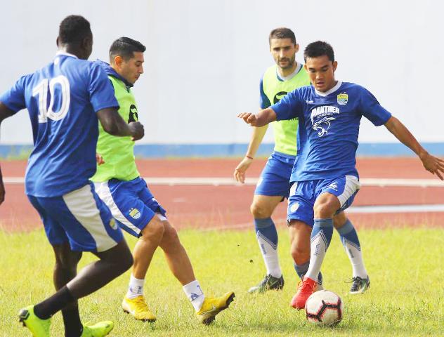 Persib Dikabarkan Akan Menggelar TC di Batam Persib Dikabarkan Akan Menggelar TC di Batam