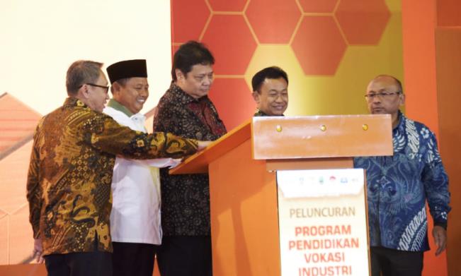Pendidikan Vokasi Industri Diluncurkan Pendidikan Vokasi Industri Diluncurkan