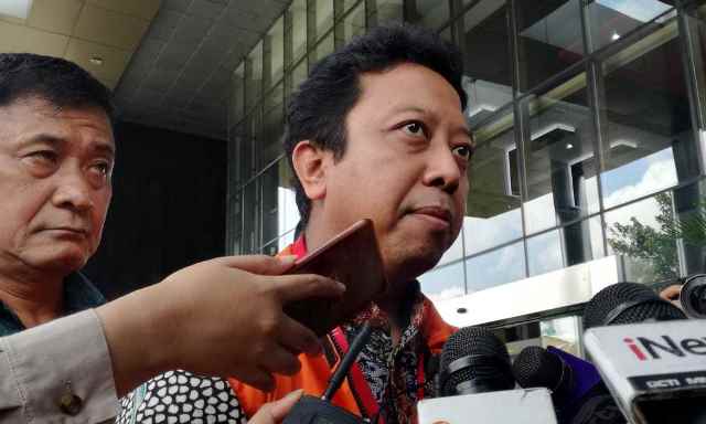 Romy Seret Asep Saifuddin dan Khofifah romy