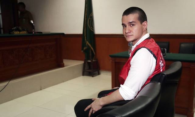 Kembali Beragama Kristen di Sidang Kasus Narkoba