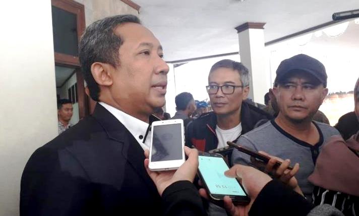 Dijadikan Tempat Sidang Kasus Bahar Bin Smith, Yana Mulyana Pastikan Layanan Dispusip Te­tap Jalan