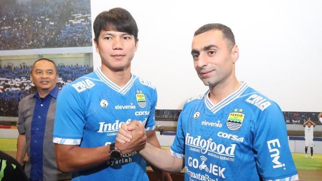 Dua Amunisi Baru Siap Tempur Dua Amunisi Baru Siap Tempur