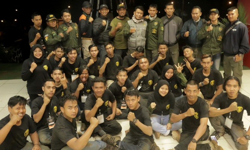 Balad Badega Menjadi Penjaga Desa Sayati