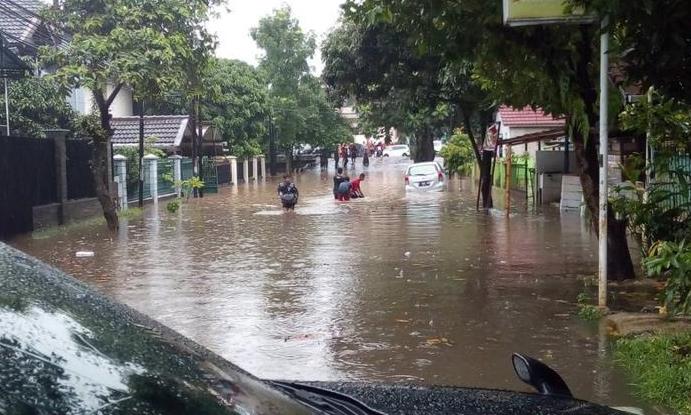 Ujungberung Dikepung Banjir