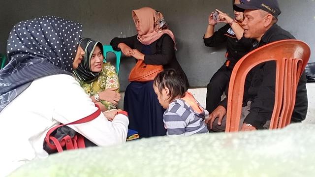 Sejumlah Instansi Pemerintahan Berikan Pendampingan Bocah Autis Sejumlah Instansi Pemerintahan Berikan Pendampingan Bocah Autis