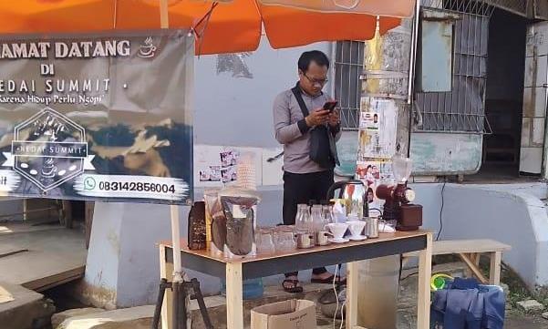 Dorong Berdayakan Petani dengan Perkenalkan Kopi Daerah Dorong Berdayakan Petani dengan Perkenalkan Kopi Daerah