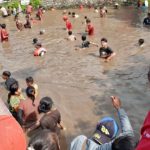 Tutup Masa Kampanye dengan 'Ngabuyak Balong'