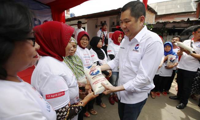 Hary Tanoesoedibjo: 400.000 Kilogram Beras Murah Ini untuk Rakyat Hary Tanoesoedibjo: 400.000 Kilogram Beras Murah Ini untuk Rakyat
