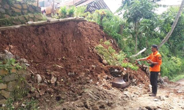 BPBD Ingatkan Warga Soal Potensi Longsor