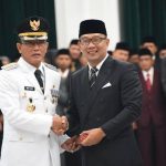 Lantik Dua Kepala Daerah yang Tertunda Lantik Dua Kepala Daerah yang Tertunda