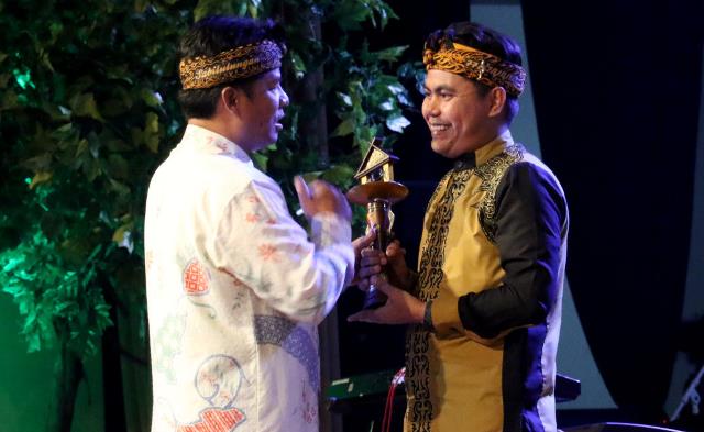 Qori Salman Amrilla, Raih Sabilulungan Award