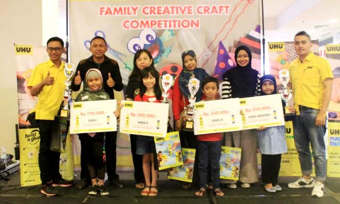 Berkreasi Seru Bersama Ayah Bunda di “Family Creative Craft Competition” Berkreasi Seru Bersama Ayah Bunda di “Family Creative Craft Competition”