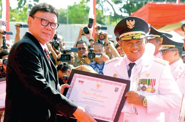 Wacanakan Pemekaran, Jabar Idealnya Miliki 40 Daerah Pemerintahan Wacanakan Pemekaran, Jabar Idealnya Miliki 40 Daerah Pemerintahan