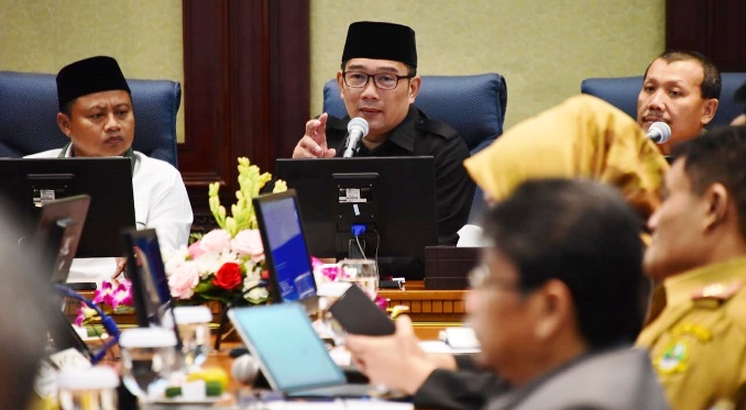 Emil: Gaji Honorer Jangan Telat Dibayar