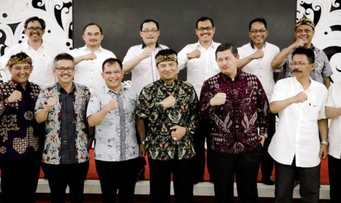 Kina Harus Kembali Menjadi Ikon Kina Harus Kembali Menjadi Ikon