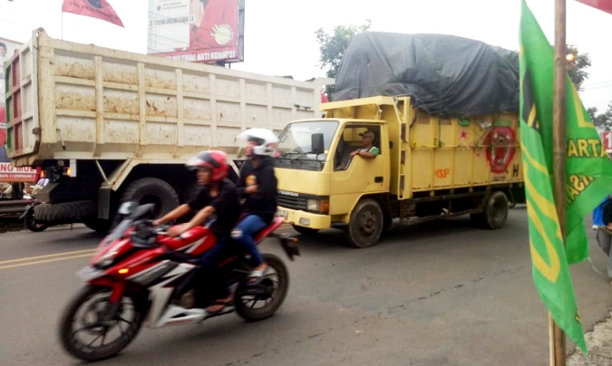 Banyak Sopir Langgar Aturan Jam Sibuk