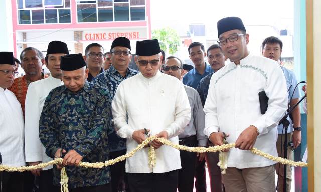 Bank Wakaf Mikro Hadir di 8.000 Pesantren