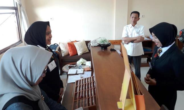 Siapkan Lulusan Bersertifikasi Siapkan Lulusan Bersertifikasi