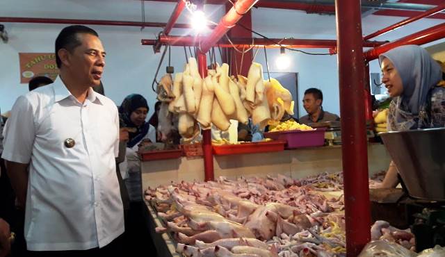 Jelang Idul Fitri, Ajay Pastikan Ketersediaan Kepokmas di Cimahi Aman