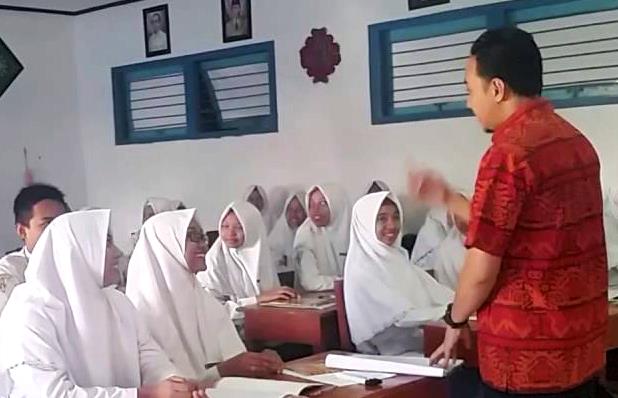 Khusus Jalur Prestasi Siswa Bisa Pilih Sekolah di Luar Zona Khusus Jalur Prestasi Siswa Bisa Pilih Sekolah di Luar Zona