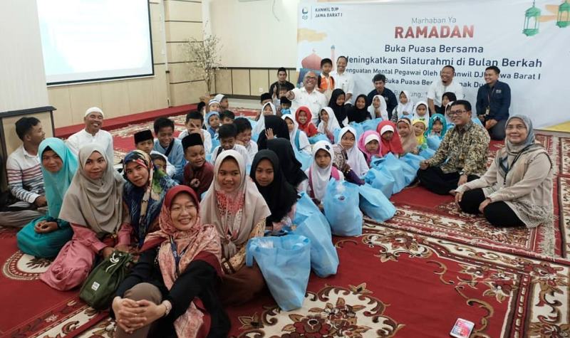 Kanwil DJP Jabar I Gelar Buka Bersama Anak Yatim