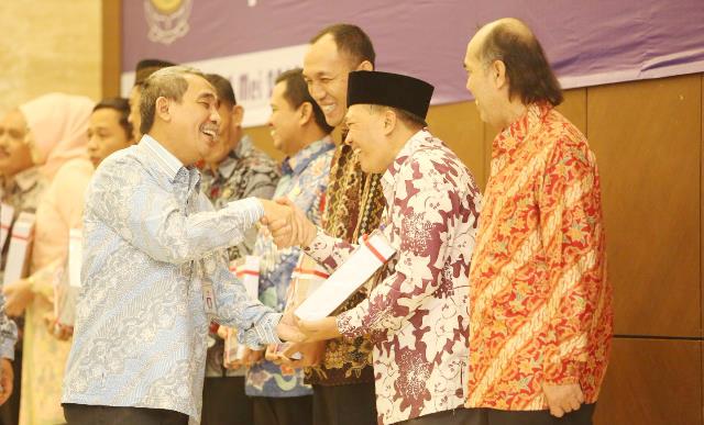 Kota Bandung Berhasil Raih Opini WTP Kota Bandung Berhasil Raih Opini WTP