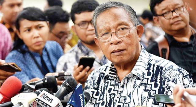 Menko Perekonomian Layangkan Protes