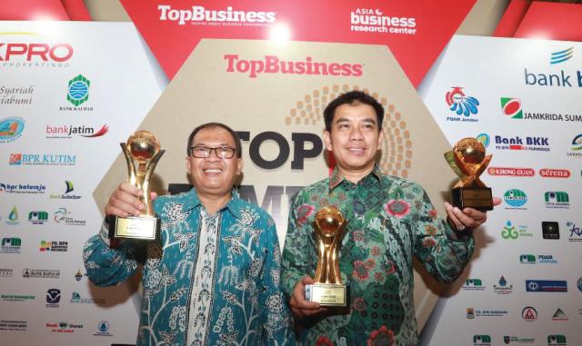 PDAM Tirtawening Raih TOP BUMD Tiga Tahun Berturut Turut PDAM Tirtawening Raih TOP BUMD