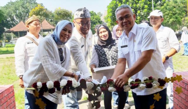 Ringankan Kebutuhan Masyarakat