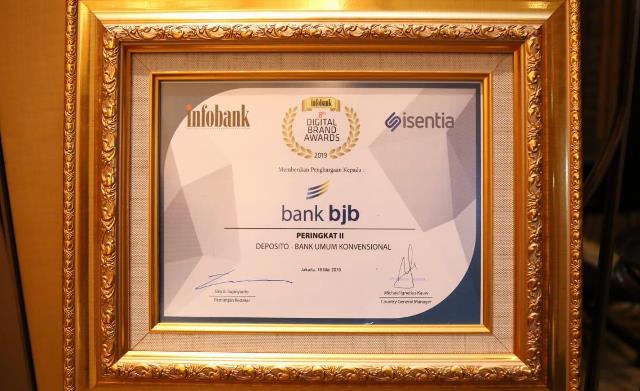 bank bjb Raih Penghargaan Infobank Digital Brand Awards
