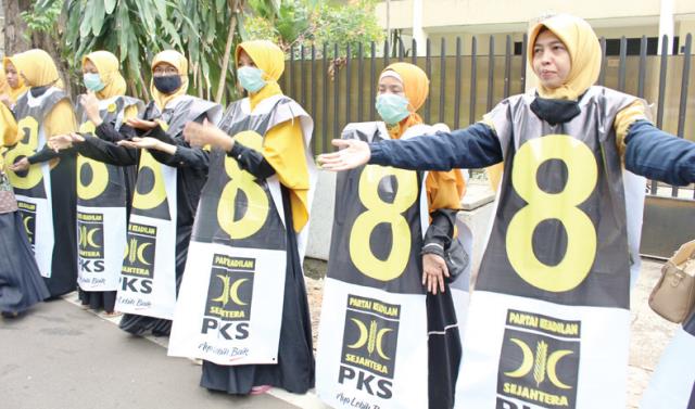 PKS Gusur Dominasi PDIP di Kota Bandung