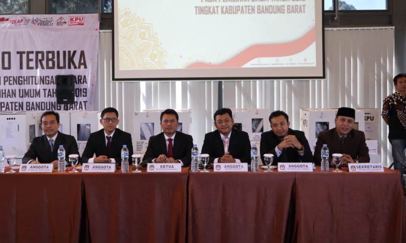 KPU Bandung Barat Gelar Rapat Pleno Dua Hari