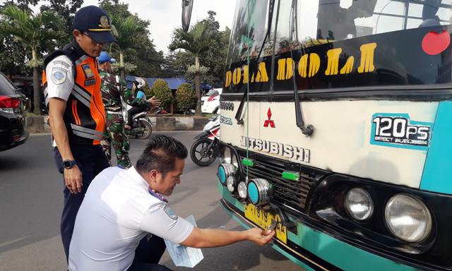 Dishub Gelar Razia Kendaraan Angkutan razia angkutan