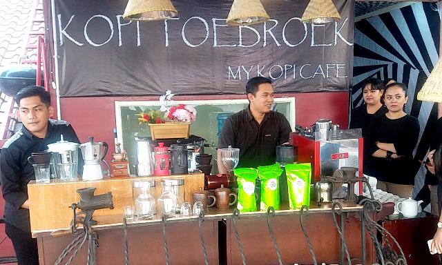 ”Corporate Gathering” Hotel Scarlet Indonesia