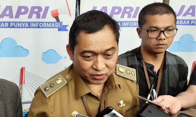 Sosialisasikan Lomba Menulis ke Kampus